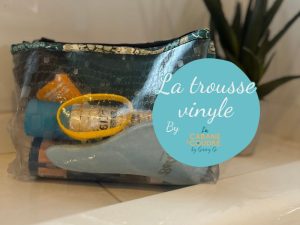 La cabane à coudre tutoriel débutant vidéo gratuit disponible sur YouTube pour coudre une double trousse en vinyle