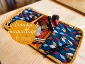 La cabane à coudre, tutoriel vidéo gratuit disponible sur YouTube pour coudre une trousse à maquillage